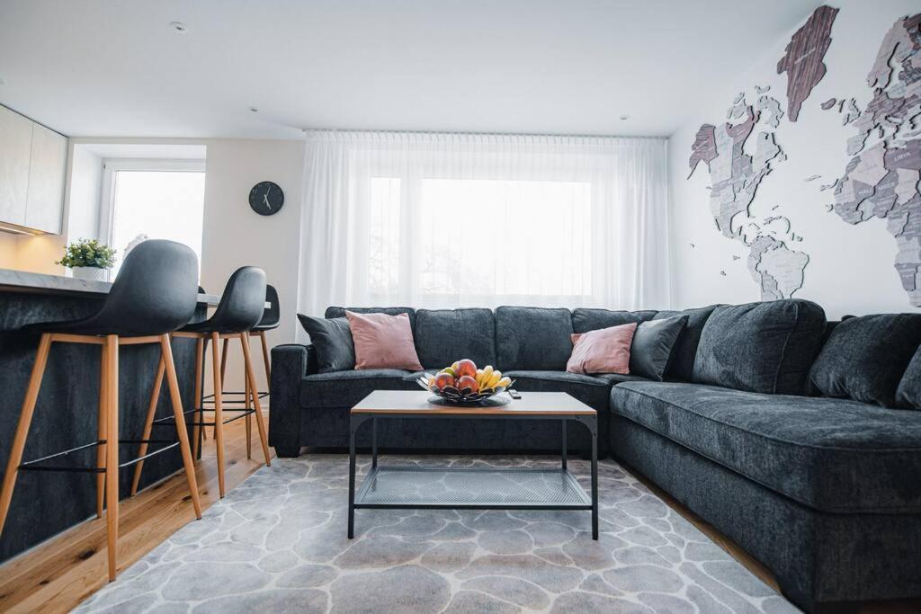 New Luxury 3Br Apartment In Old Town, Free Parking Haapsalu Kültér fotó