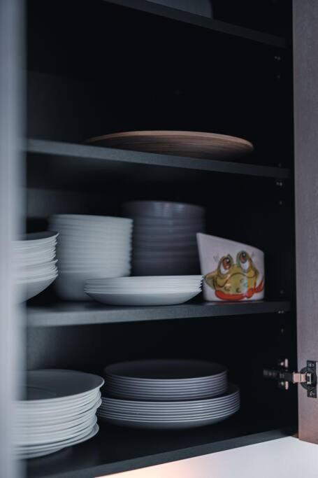 New Luxury 3Br Apartment In Old Town, Free Parking Haapsalu Kültér fotó